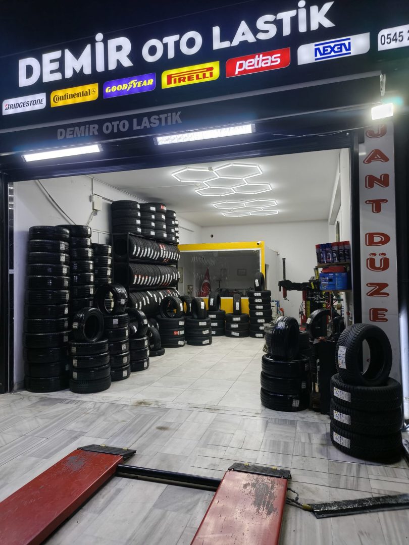 Demir oto lastik dükkan